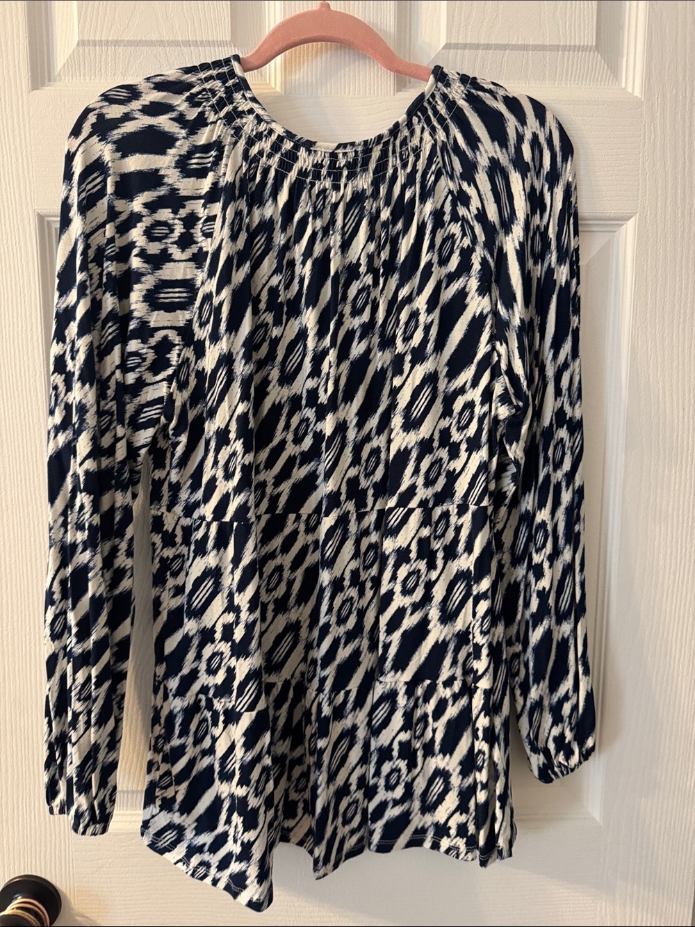 Wonderly Blouse (Blue) - Picture 4 of 4